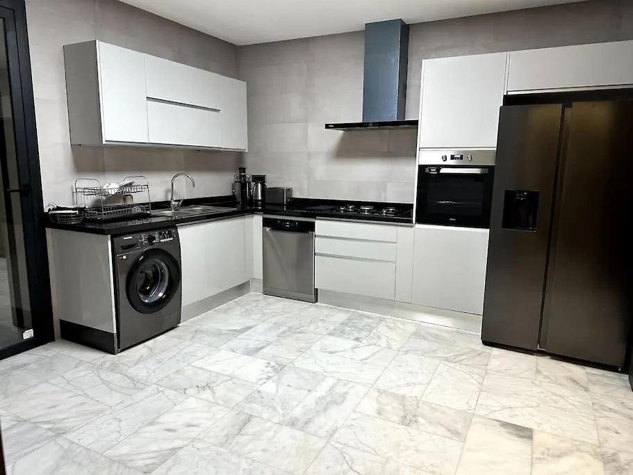 Appartement Haut Standing 3 Min Du Parc Prestigia フェズ 0*,